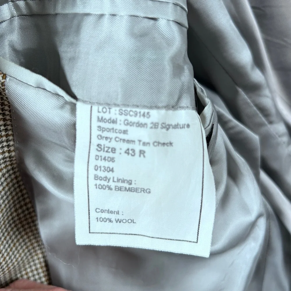 Jos A Bank Gordon 2B Signature Blazer Men 43R Grey Cream Houndstooth 100% Wool